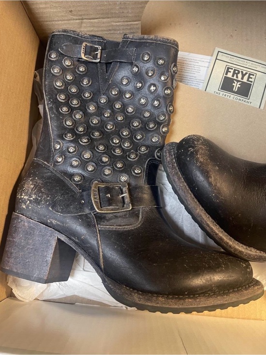Frye Shoes - Frye Sz 9 Veronica Stud Boots